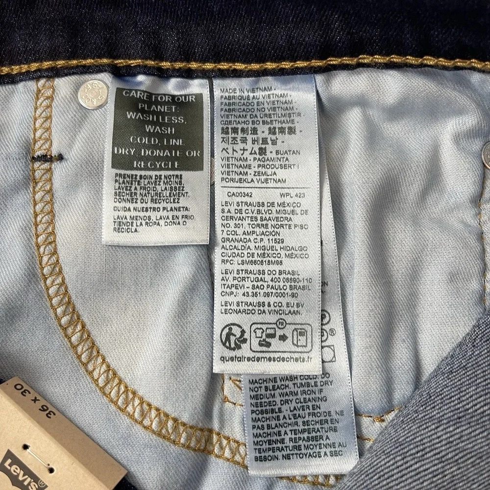 Levis Jeans Mens 36x30 Blue 513 Slim Straight Dark Wash Denim Grunge Preppy NEW